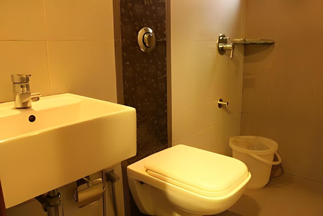 Apollo Guest House Mumbai Ngoại thất bức ảnh