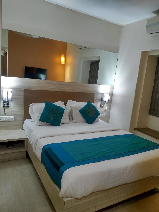 Apollo Guest House Mumbai Ngoại thất bức ảnh