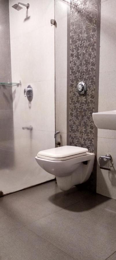 Apollo Guest House Mumbai Ngoại thất bức ảnh